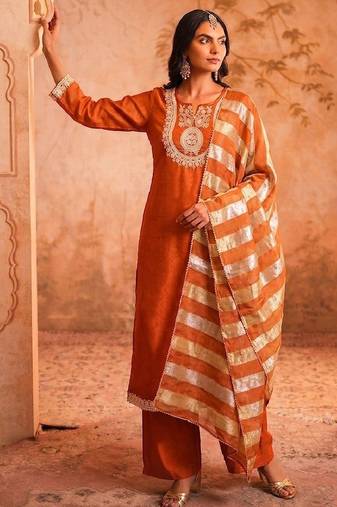 Women Ethnic Motifs Embroidered Regular Thread Work Kurta with Palazzos & With Dupatta