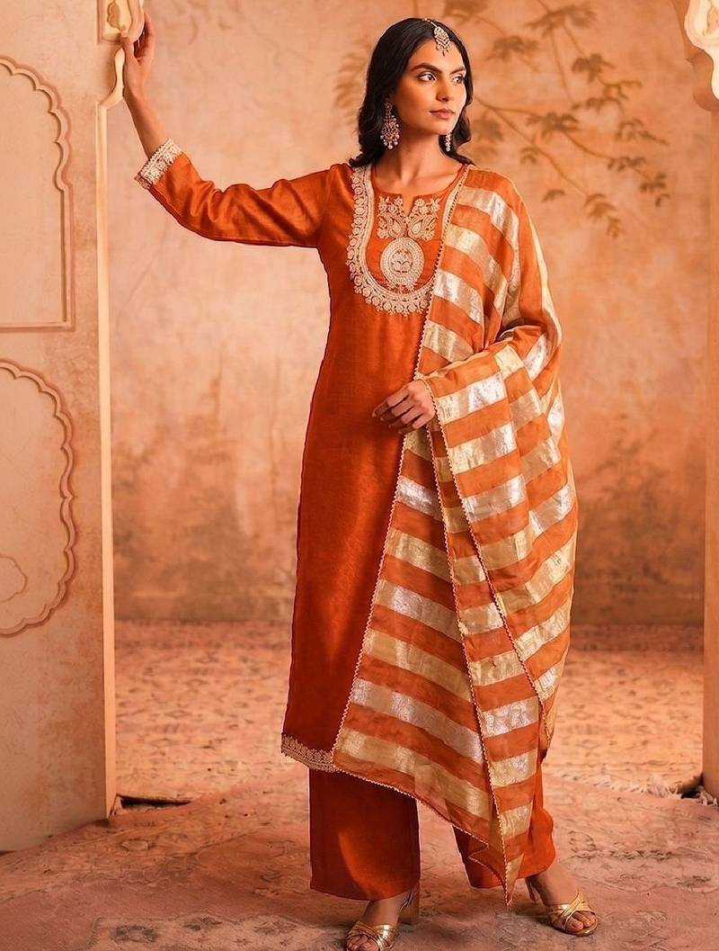Women Ethnic Motifs Embroidered Regular Thread Work Kurta with Palazzos & With Dupatta