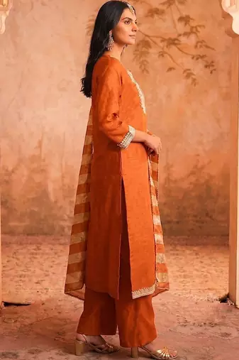 Women Ethnic Motifs Embroidered Regular Thread Work Kurta with Palazzos & With Dupatta
