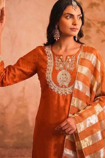 Women Ethnic Motifs Embroidered Regular Thread Work Kurta with Palazzos & With Dupatta