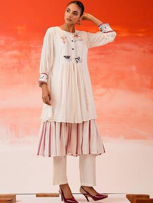 Mul Cotton Thread Embroidered Kurta With Trouser 1
