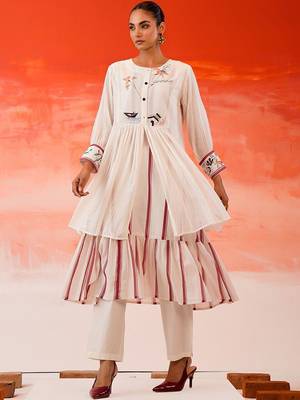Mul Cotton Thread Embroidered Kurta With Trouser 3