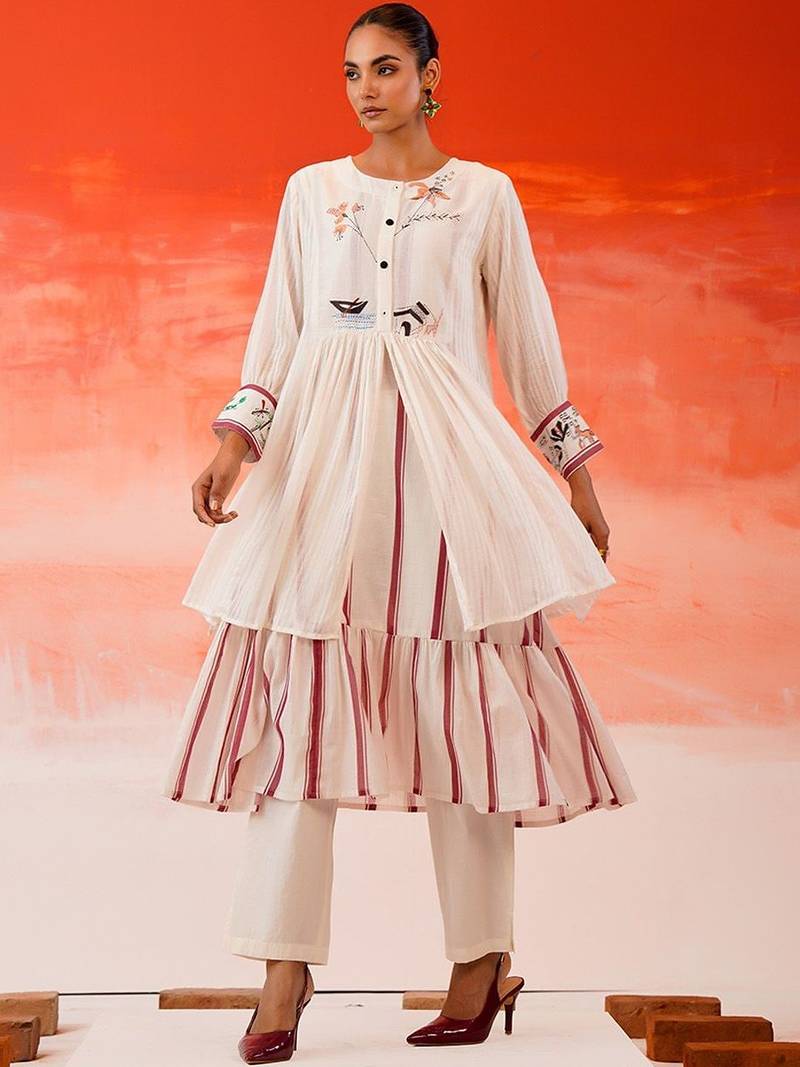Mul Cotton Thread Embroidered Kurta With Trouser