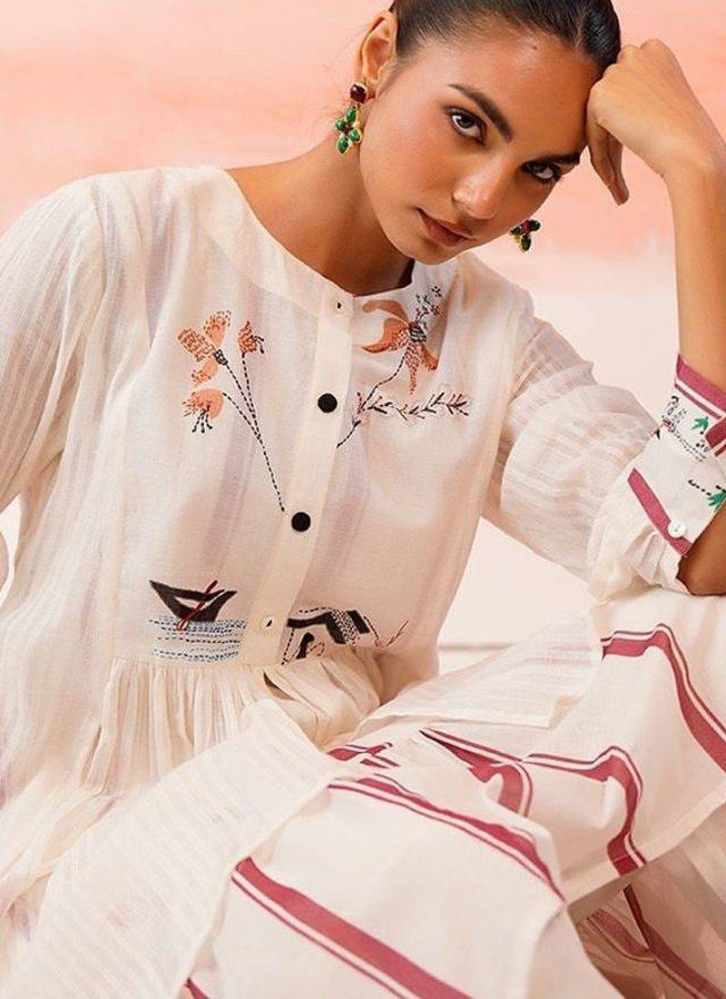 Mul Cotton Thread Embroidered Kurta With Trouser