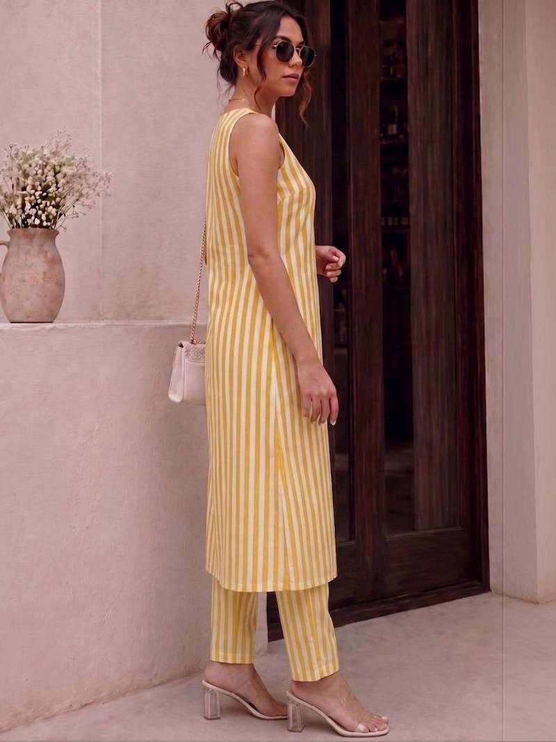 Women Striped Regular Kurta with Trousers