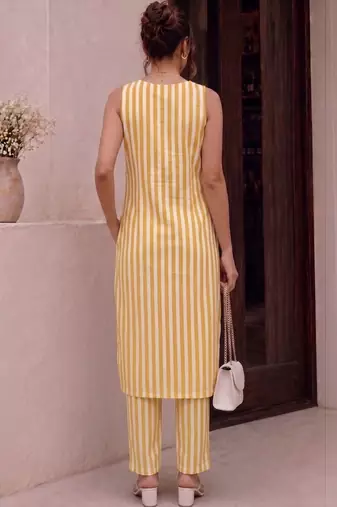 Women Striped Regular Kurta with Trousers