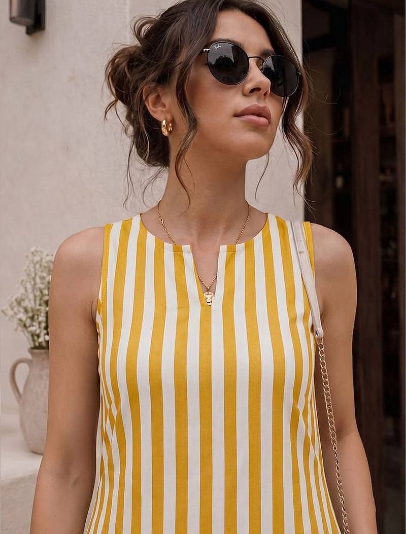 Women Striped Regular Kurta with Trousers