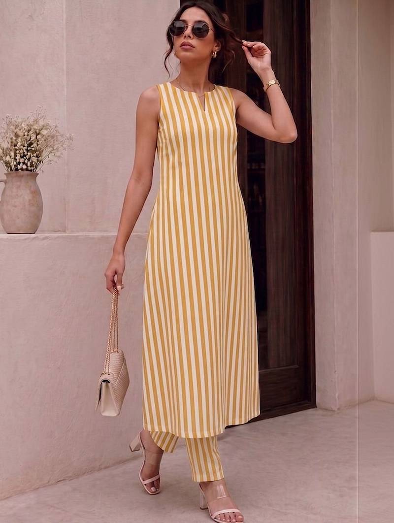 Women Striped Regular Kurta with Trousers