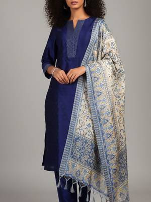 Women Ethnic Motifs Regular Thread Work Kurta with Trousers & With Dupatta 2