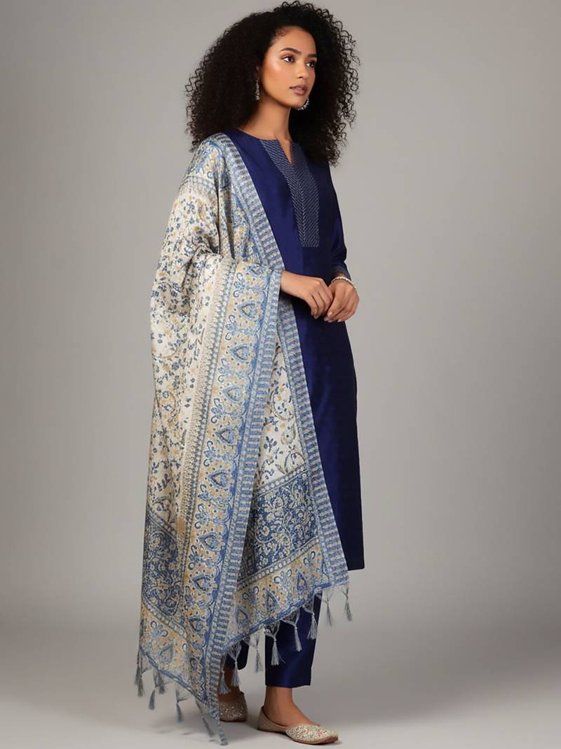 Women Ethnic Motifs Regular Thread Work Kurta with Trousers & With Dupatta