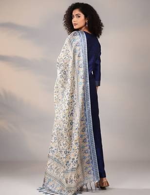 Women Ethnic Motifs Regular Thread Work Kurta with Trousers & With Dupatta 5