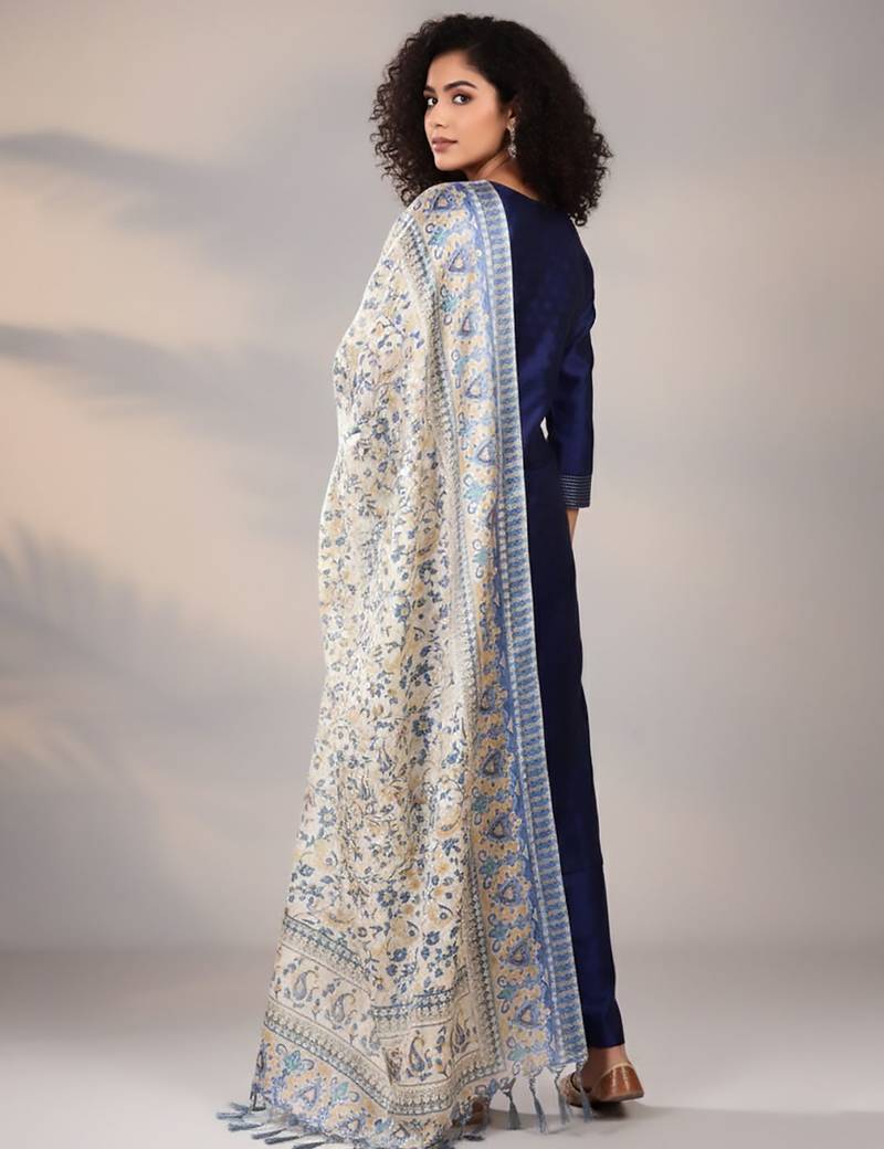 Women Ethnic Motifs Regular Thread Work Kurta with Trousers & With Dupatta