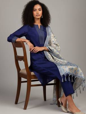 Women Ethnic Motifs Regular Thread Work Kurta with Trousers & With Dupatta 7