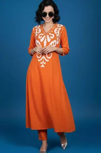 Women Embroidered Regular Kurta with Trousers