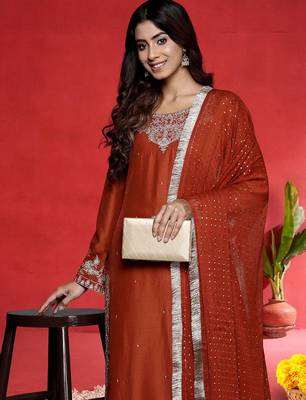 Women Embroidered Kurta with Trousers & Dupatta 2