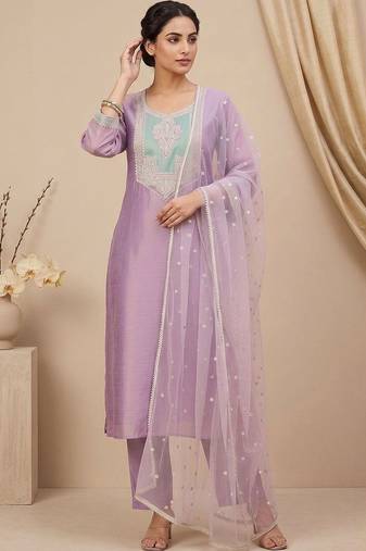 Women Ethnic Motifs Embroidered Regular Thread Work Kurta with Trousers & With Dupatta