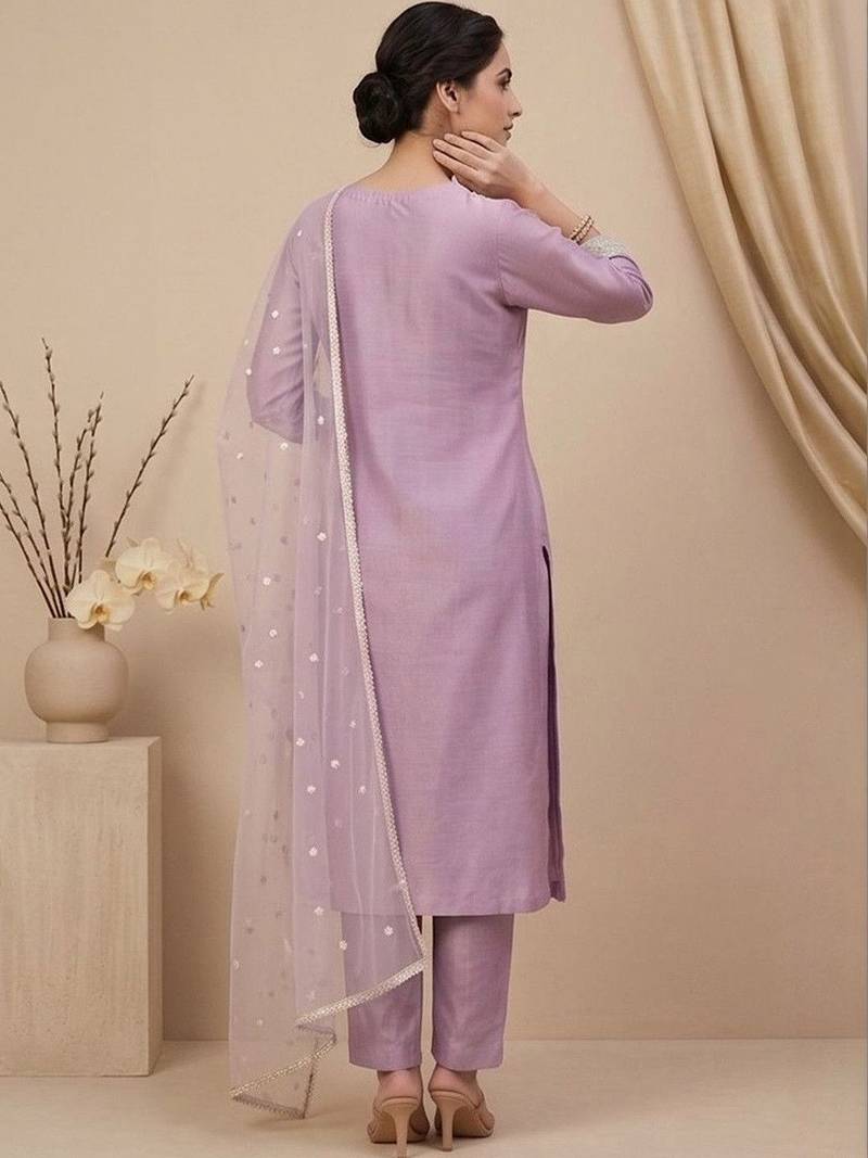 Women Ethnic Motifs Embroidered Regular Thread Work Kurta with Trousers & With Dupatta