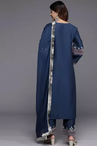 V Neck Ethnic Motifs Embroidered Regular Straight Kurta Set