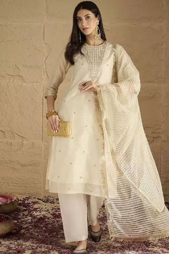 Women Ethnic Motifs Printed Kurta with Trousers & Dupatta