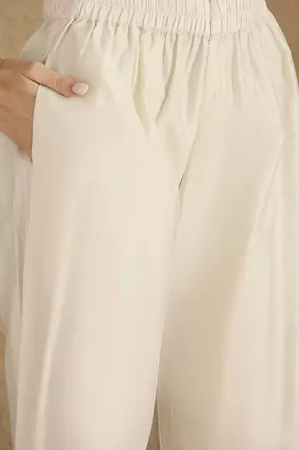 Women Ethnic Motifs Printed Kurta with Trousers & Dupatta