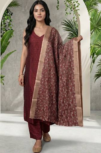 Women Ethnic Motifs Regular Kurta with Trousers & With Dupatta