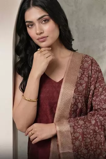 Women Ethnic Motifs Regular Kurta with Trousers & With Dupatta