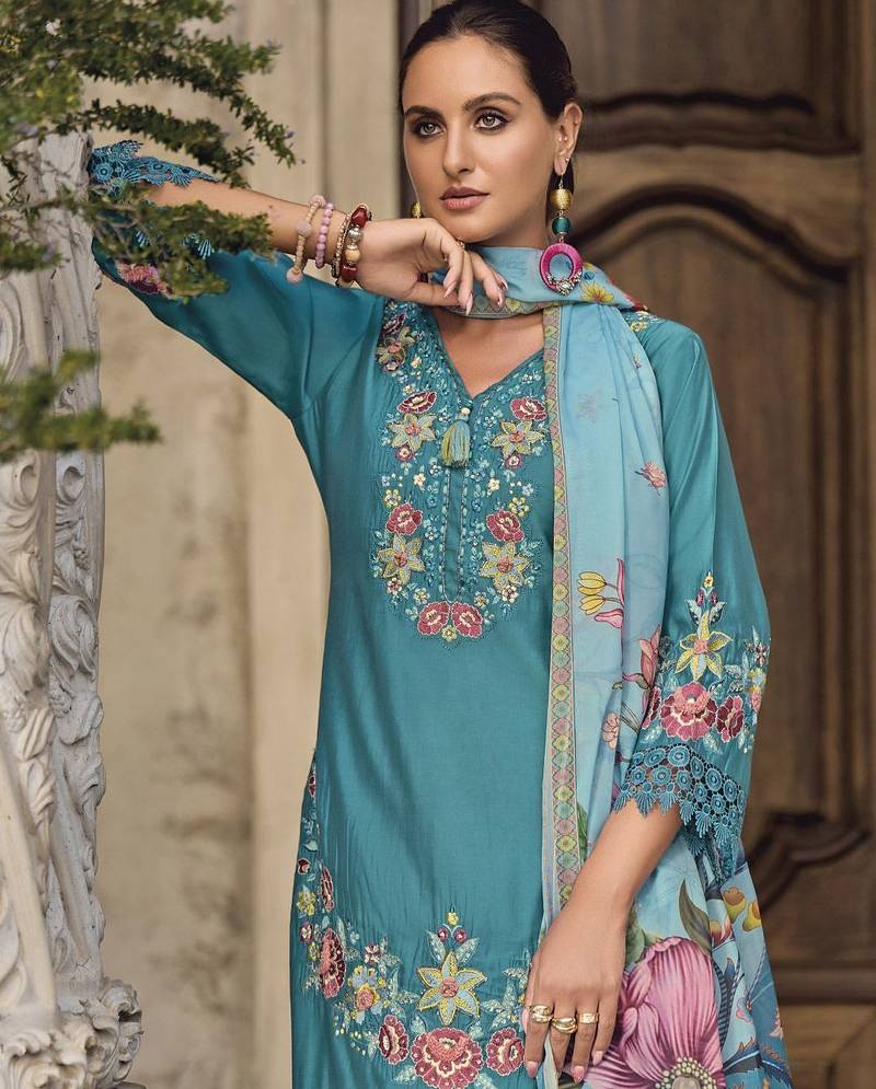 Floral Embroidered Thread Work  Cotton Straight Kurta With Trousers & Dupatta