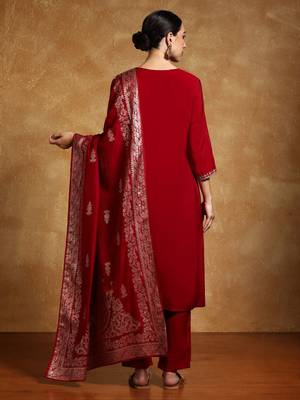 Women Floral Embroidered Regular Kurta with Trousers & With Dupatta 5