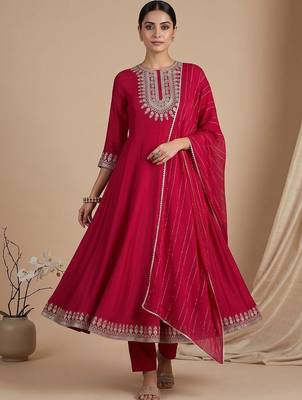Women Ethnic Motifs Embroidered Empire Thread Work Kurta with Trousers & With Dupatta 1