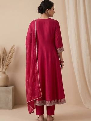 Women Ethnic Motifs Embroidered Empire Thread Work Kurta with Trousers & With Dupatta 3