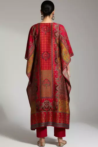 Women Ethnic Motifs Printed Regular Kurta with Trousers