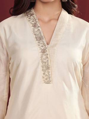 Women Ethnic Motifs Embroidered Regular Thread Work Kurta with Trousers & With Dupatta 2