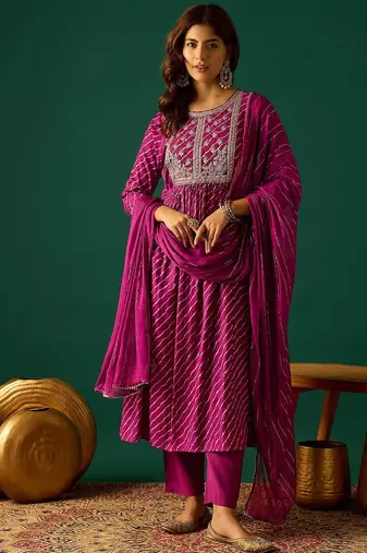 Leheriya Printed Zari Kurta With Trouser & Dupatta