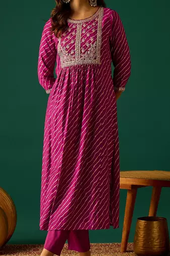 Leheriya Printed Zari Kurta With Trouser & Dupatta