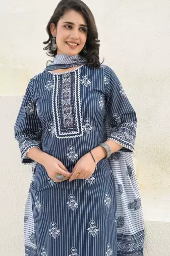 Women Printed Regular Pure Cotton Kurta And Trousers With Dupatta