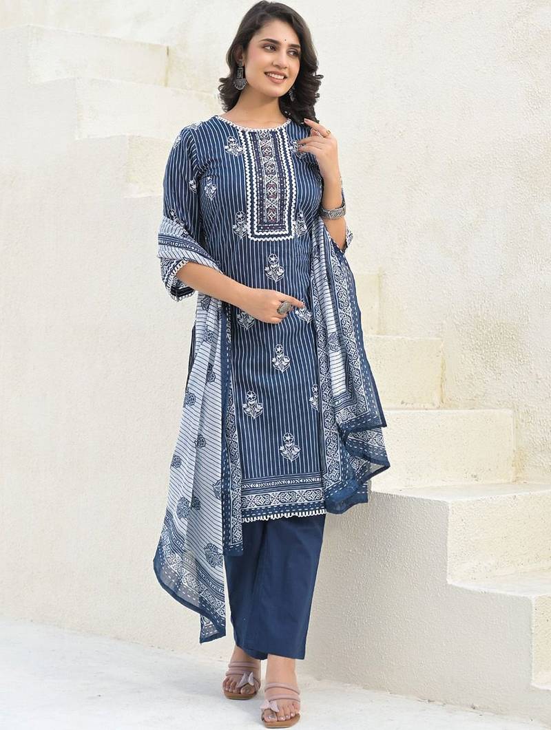 Women Printed Regular  Cotton Kurta And Trousers With Dupatta