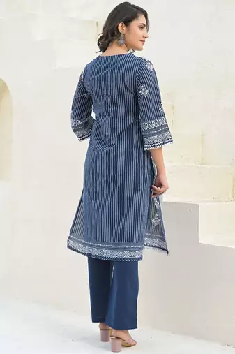 Women Printed Regular Pure Cotton Kurta And Trousers With Dupatta