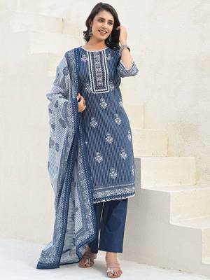Women Printed Regular  Cotton Kurta And Trousers With Dupatta 6