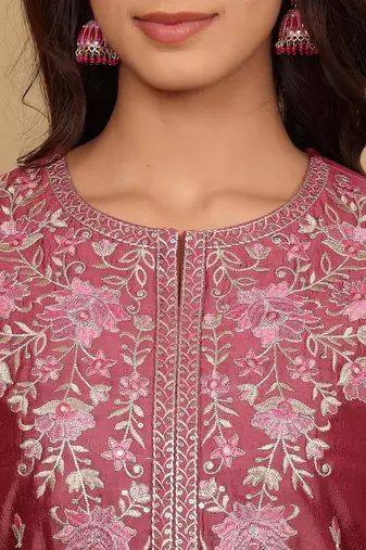 Women Floral Embroidered Regular Pure Silk Kurta with Trousers & Fringed Dupatta