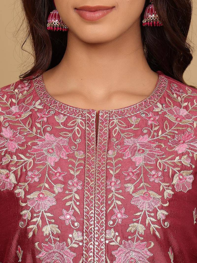 Women Floral Embroidered Regular  Silk Kurta with Trousers & Fringed Dupatta