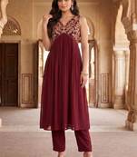 Women Ethnic Motifs Embroidered Empire Thread Work Kurta with Trousers