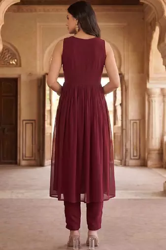 Women Ethnic Motifs Embroidered Empire Thread Work Kurta with Trousers