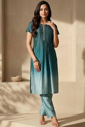 Women Ombre Dyed Pleated Thread Work Kurta with Trousers