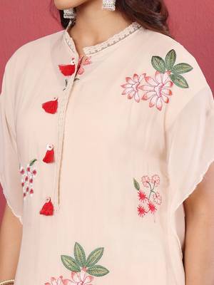 Off White Floral Embroidered Thread Work Kaftan Kurta with Trousers 2