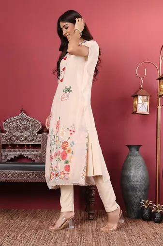 Off White Floral Embroidered Thread Work Kaftan Kurta with Trousers