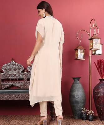 Off White Floral Embroidered Thread Work Kaftan Kurta with Trousers 6