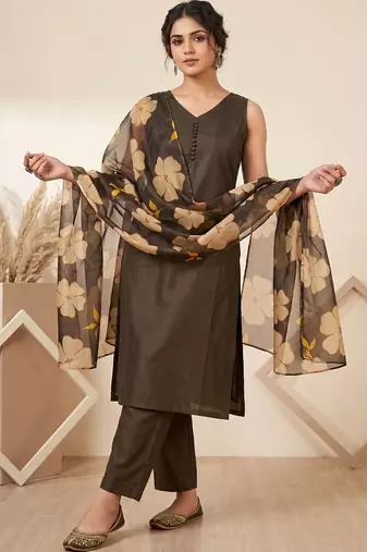 Women Floral Regular Kurta with Trousers & With Dupatta