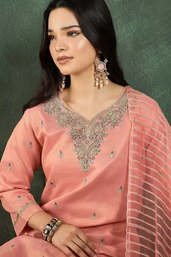 Women Ethnic Motifs Embroidered Kurta with Trousers & Dupatta