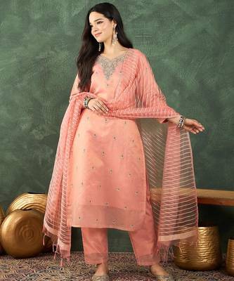 Women Ethnic Motifs Embroidered Kurta with Trousers & Dupatta 6