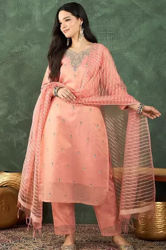 Women Ethnic Motifs Embroidered Kurta with Trousers & Dupatta